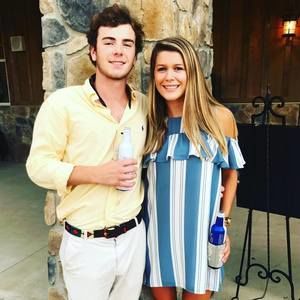 Meet your Posher, Casey